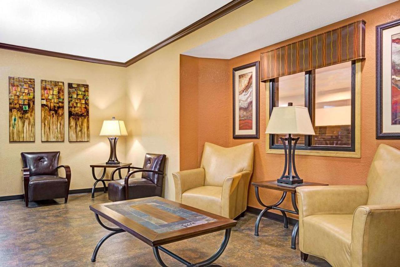 Blaine Town Inn & Suites Экстерьер фото