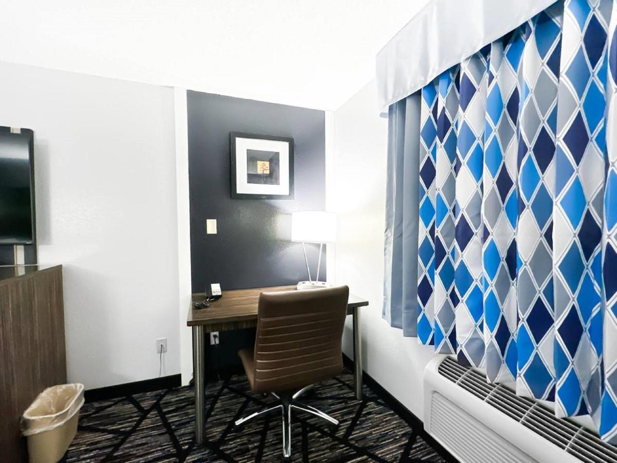 Blaine Town Inn & Suites Экстерьер фото