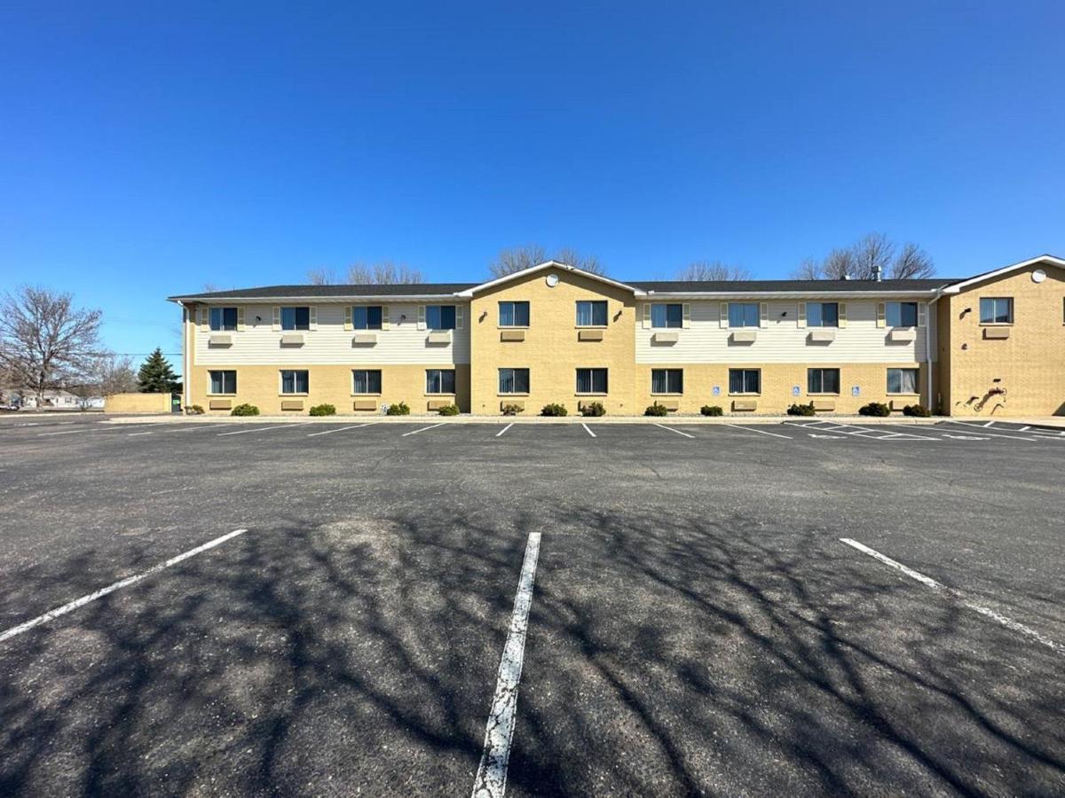 Blaine Town Inn & Suites Экстерьер фото